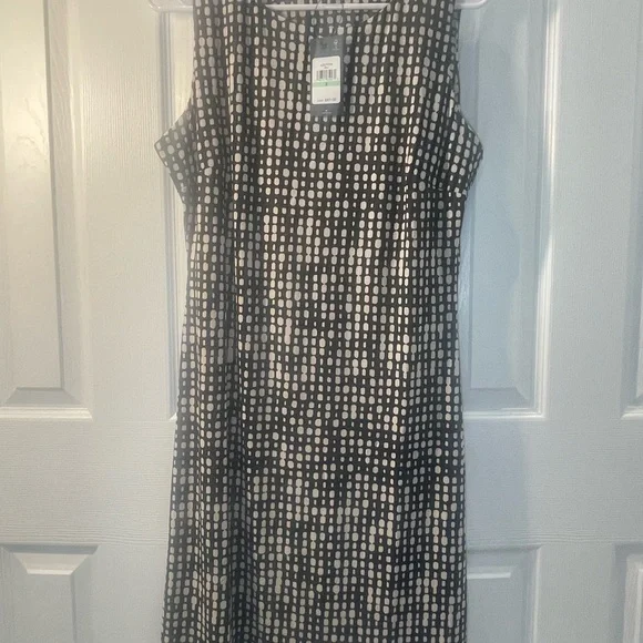 Tommy Hilfiger Black and White Sheath Midi Dress - Picture 5 of 5